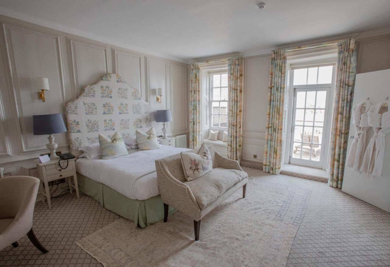 The George Hotel And Beach Club Yarmouth  Dış mekan fotoğraf