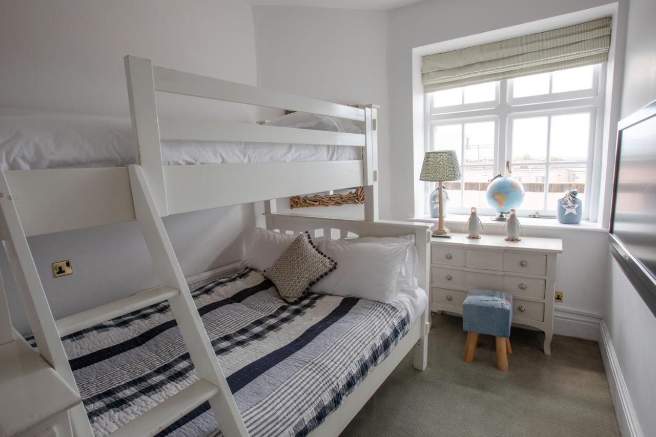 The George Hotel And Beach Club Yarmouth  Dış mekan fotoğraf
