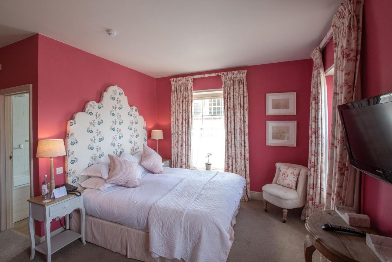 The George Hotel And Beach Club Yarmouth  Dış mekan fotoğraf