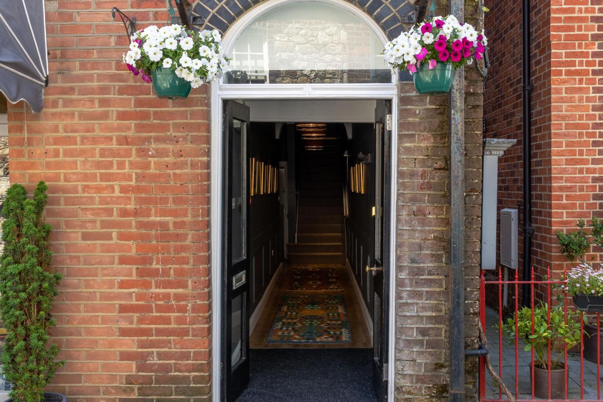 The George Hotel And Beach Club Yarmouth  Dış mekan fotoğraf
