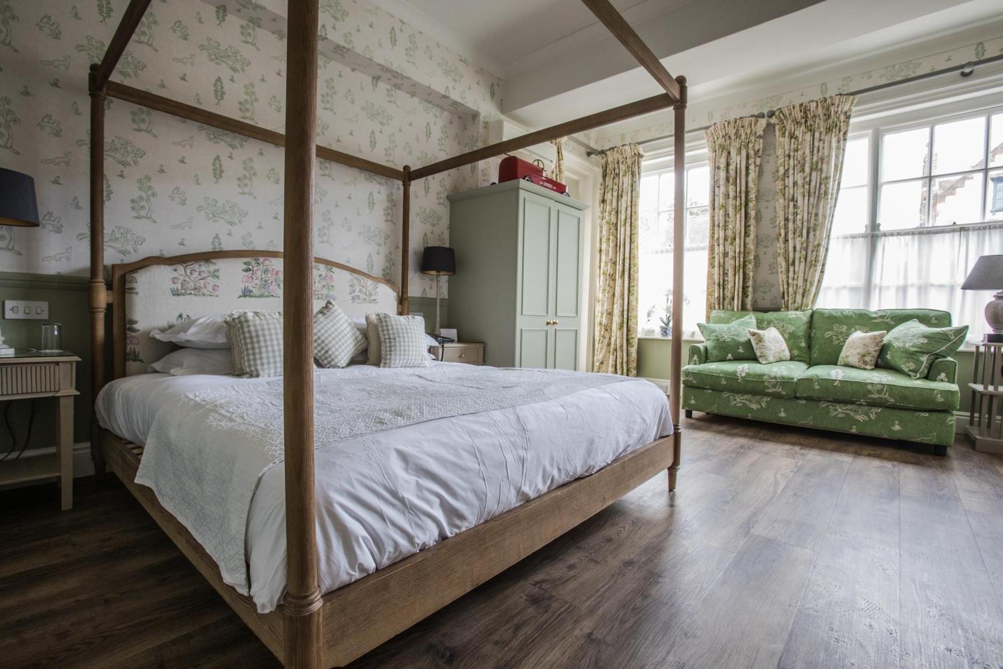 The George Hotel And Beach Club Yarmouth  Dış mekan fotoğraf